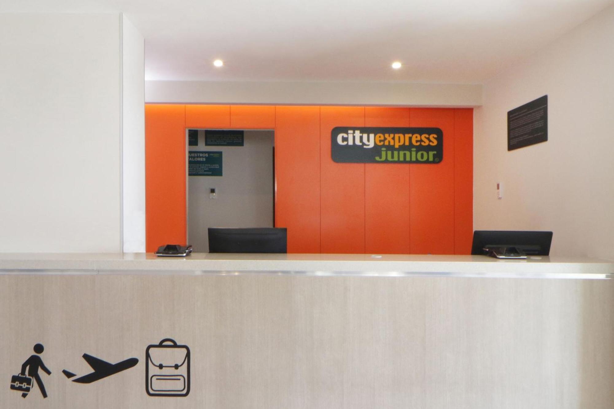 City Express Junior By Marriott Tijuana Otay Экстерьер фото